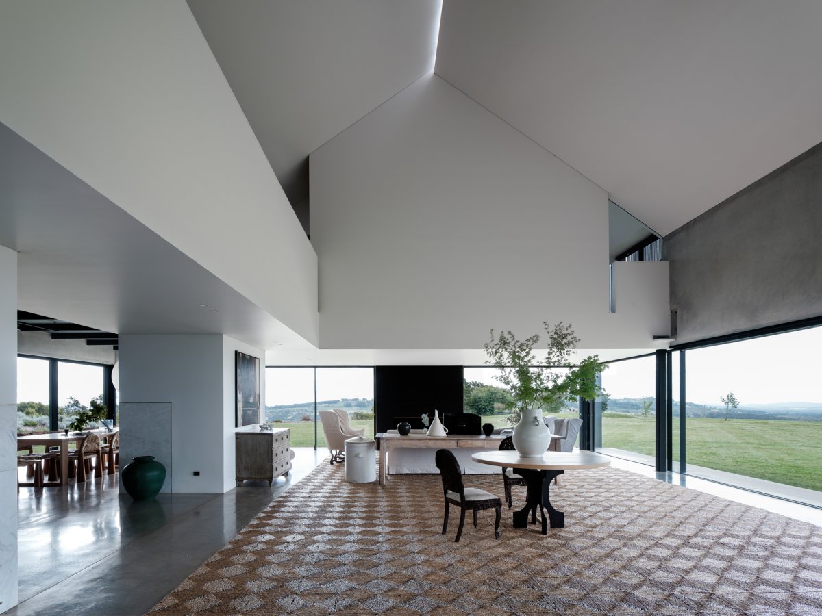 YinjiSpace Luke Moloney Architecture x Highlands House